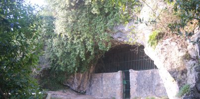 Cueva de Hornos de la Peña