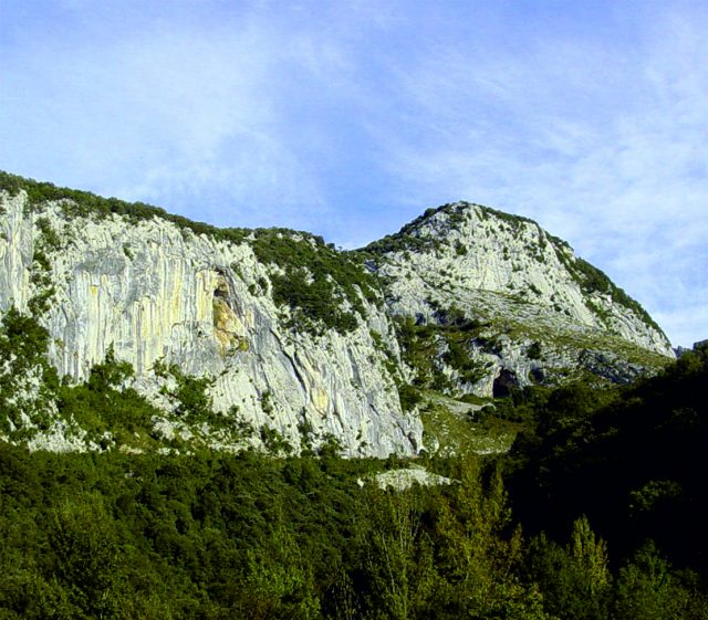 Cueva de Covalanas